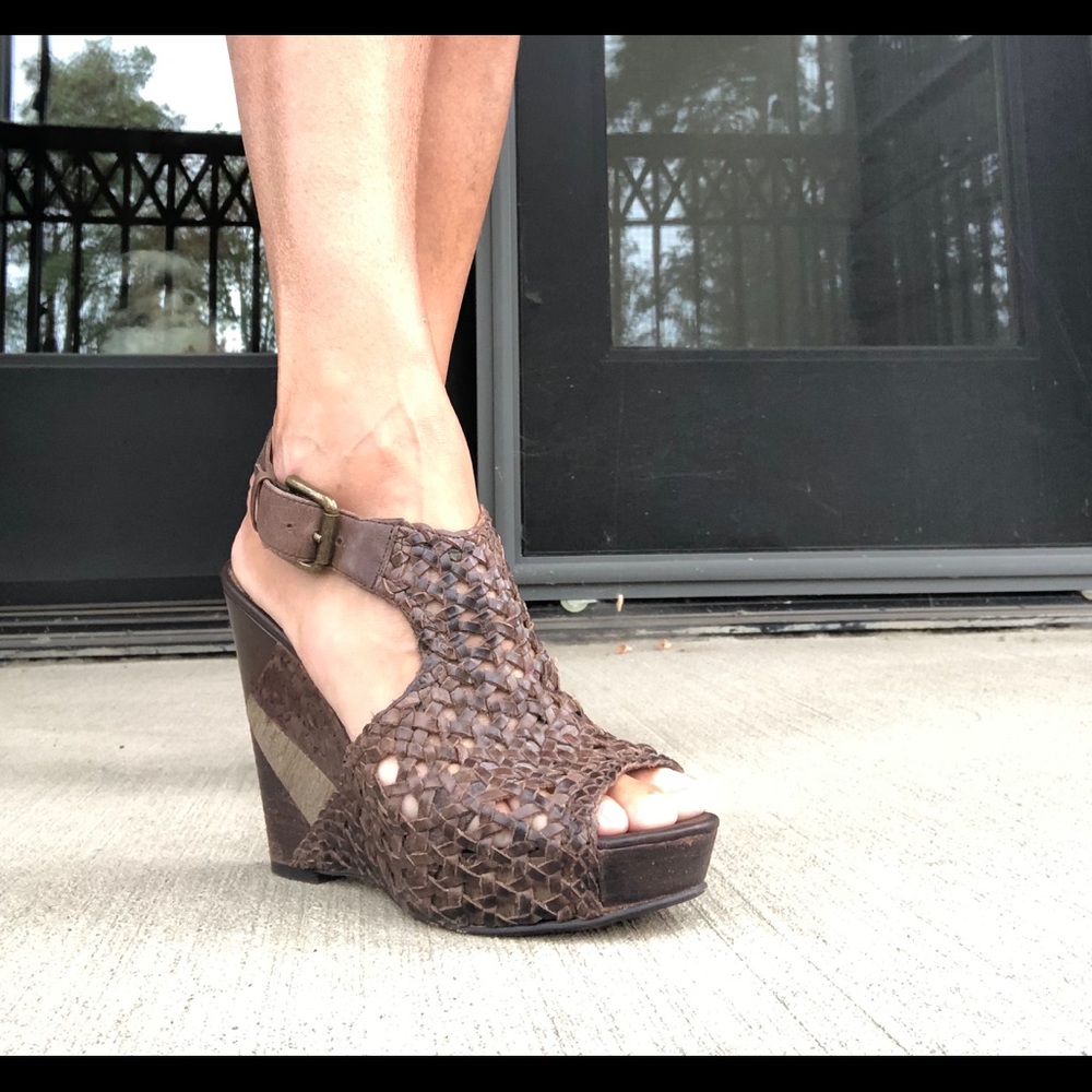 Sam Edelman•Kasi• Woven Leather Wedge Sandals